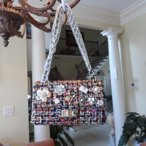 New Un-Branded Black/Red Multi Color Tweed Shoulder Bag w/Front Embellish Medium